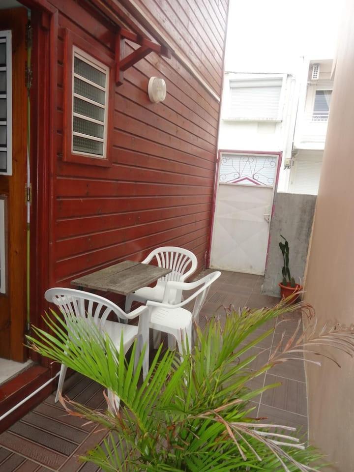 Smart-Lidays Hotel Sainte-Anne  Buitenkant foto